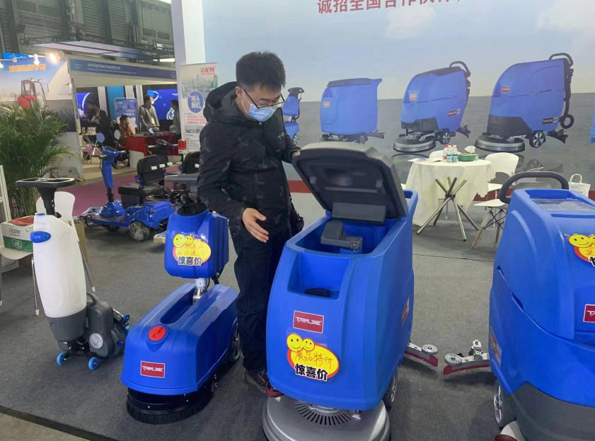 渝中坦洁洗地机公司致力于电动洗地机的生产、销售和服务百家
